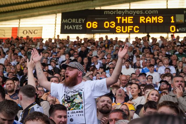 Debry fans celebrate Sammie Szmodics of Derby County scoring a goal to make it 1-0 during the Sky Bet Championship match Derby County vs Sheffield United at Pride Park Stadium, Derby, United Kingdom on 02 May 2026

(Photo by Maynard Manyowa/News Images)