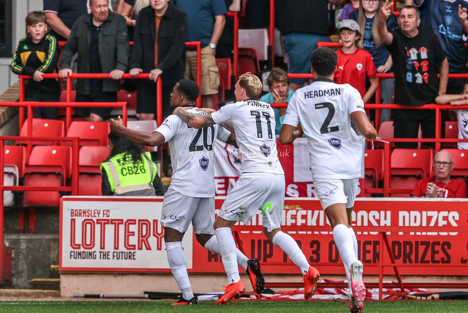 Sky Bet League One: Barnsley v Bromley