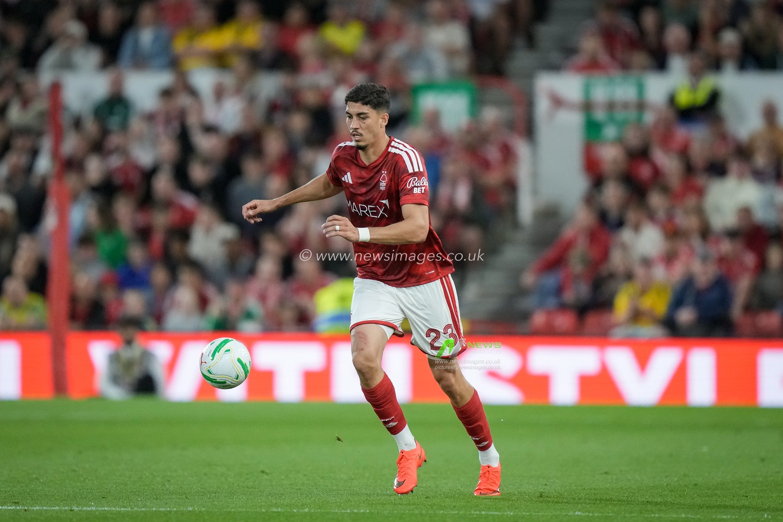 Carabao Cup round 2 Nottingham Forest v Leeds Rhinos