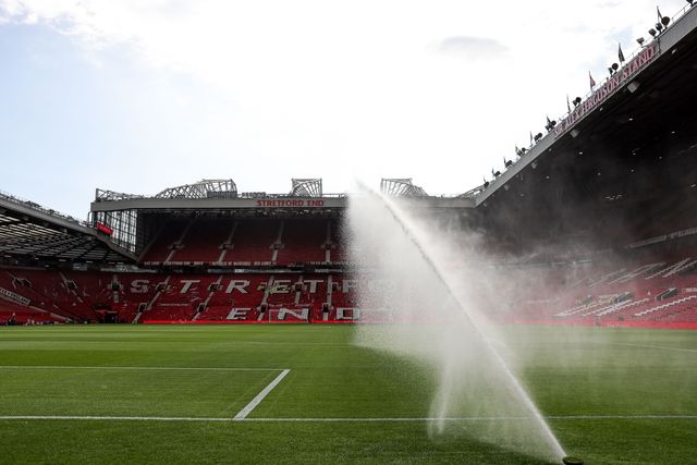Water sprinklers douse the pitch ahead of kickoff during the Premier League match Manchester United vs Brentford at Old Trafford, Manchester, United Kingdom on 27 April 2026

(Photo by Mark Cosgrove/News Images)