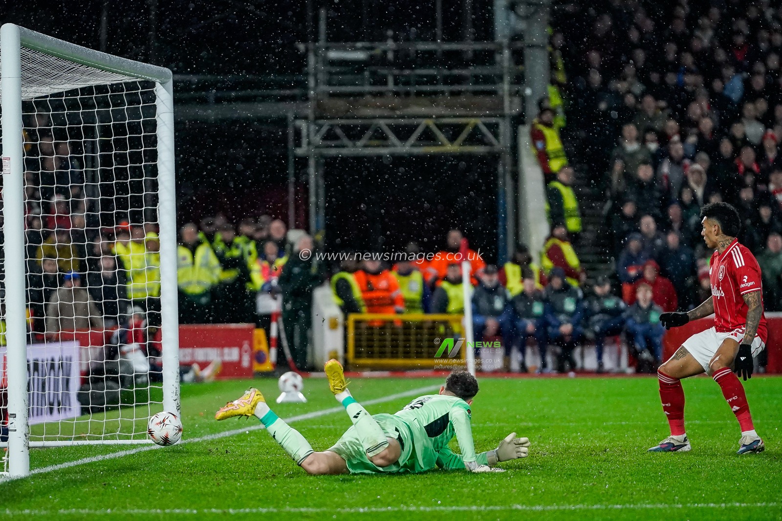 Callum Hudson-Odoi of Nottingham Forest scores to make it  1-2 during the UEFA Europa League 
Knockout Round Play-offs match Nottingham Forest vs Fenerbahce at City Ground, Nottingham, United Kingdom on 26 February 2026

(Photo by Maynard Manyowa/News Images)