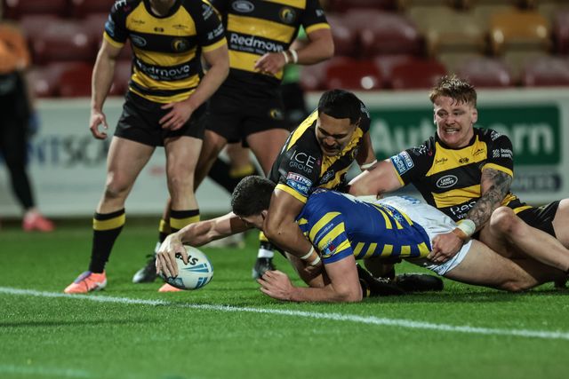 Sam Stone of Warrington Wolves goes over for a try during the Betfred Super League Round 4 match York Knights vs Warrington Wolves at LNER Community Stadium, York, United Kingdom on 06 March 2026

(Photo by Mark Cosgrove/News Images)