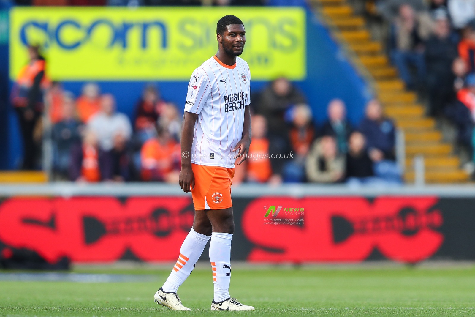 Odeluga Offiah of Blackpool during the Sky Bet League 1 match Mansfield Town vs Blackpool at One Call Stadium, Mansfield, United Kingdom, 5th October 2024

(Photo by Gareth Evans/News Images)