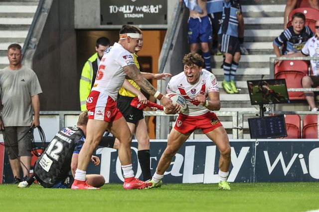 Owen Dagnall of St. Helens celebrates his try during the Betfred Super League round 15 match St Helens vs Leeds Rhinos at Totally Wicked Stadium, St Helens, United Kingdom, 20th June 2025

(Photo by Alfie Cosgrove/News Images)