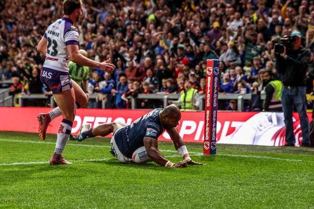 Maika Sivo of Leeds Rhinos goes over for a try during the Betfred Super League round 10 match Leeds Rhinos vs Wakefield Trinity at AMT Headingley Stadium, Leeds, United Kingdom on 01 May 2026

(Photo by Alfie Cosgrove/News Images)