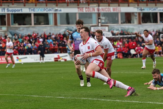 Jack Broadbent of Hull KR goes over for a try during the Betfred Super League round 7 match Hull KR vs Hull FC at Sewell Group Craven Park, Hull, United Kingdom on 03 April 2026

(Photo by Mark Cosgrove/News Images)
