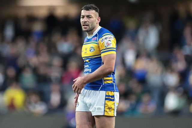 Jake Connor of Leeds Rhinos during the Betfred Super League round 23 match Leeds Rhinos vs Hull KR at Headingley Stadium, Leeds, United Kingdom, 21st August 2025

(Photo by Mark Cosgrove/News Images)
