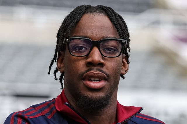 Anthony Elanga of Newcastle Untied arrives during the Premier League match Newcastle Untied vs Bournemouth at St. James's Park, Newcastle, United Kingdom on 18 April 2026

(Photo by Mark Cosgrove/News Images)