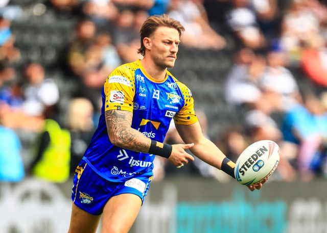 Riley Lumb of Leeds Rhinos in the pre-game warm up  during the Betfred Super League Round 24 match Hull FC vs Leeds Rhinos at MKM Stadium, Hull, United Kingdom, 30th August 2025

(Photo by Richard Bierton/News Images)