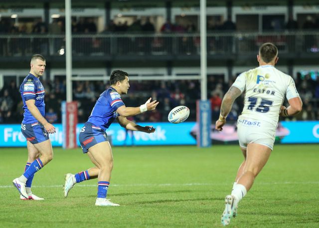 Masin Lino of Wakefield Trinity passes the ball during the Betfred Super League Round 1 match Wakefield Trinity vs Toulouse Olympique at DIY Kitchens Stadium, Wakefield, United Kingdom on 14 February 2026

(Photo by Richard Bierton/News Images)