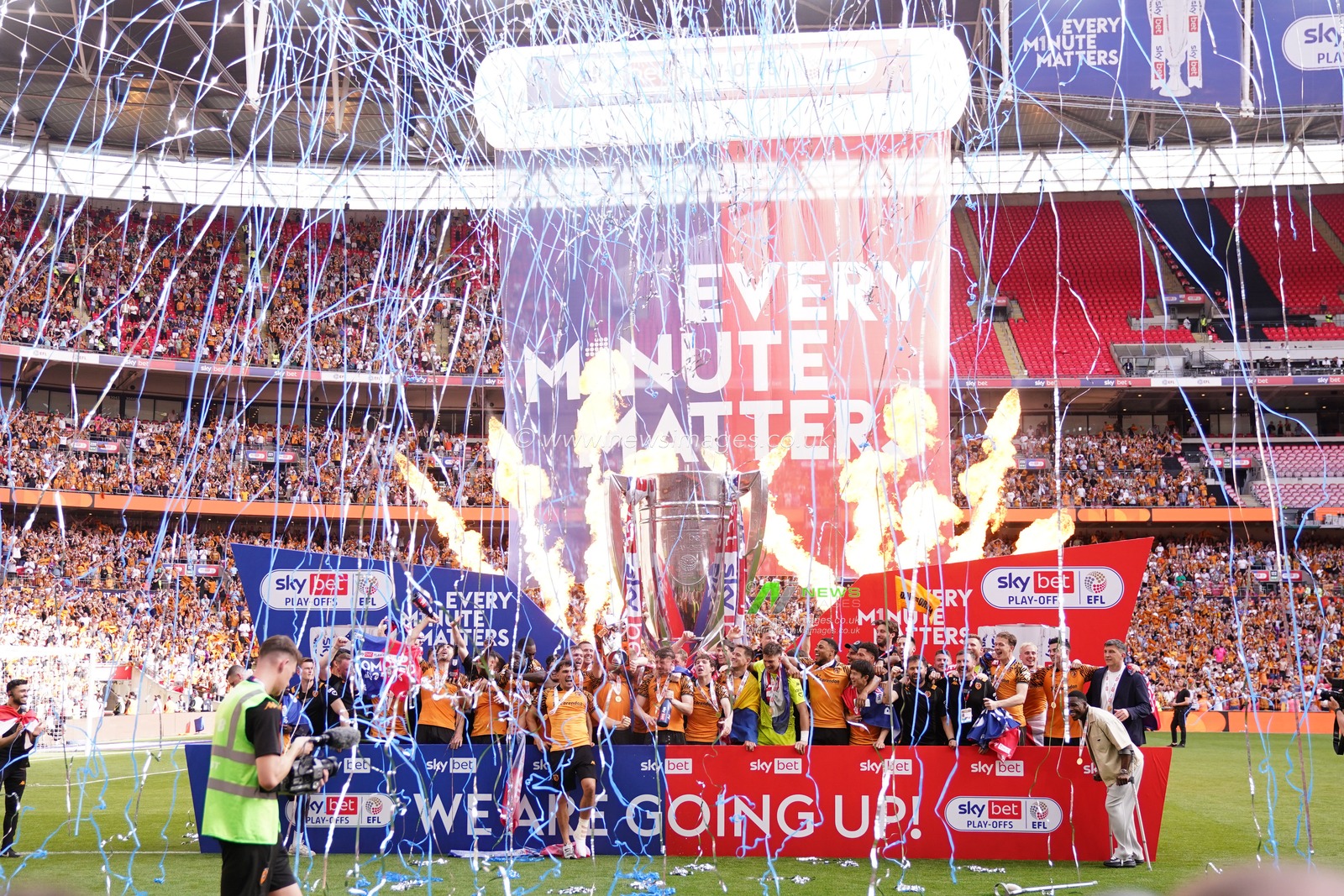 Hull city celebrate play off win during the Sky Bet Championship Playoffs Final match Hull City vs Middlesbrough at Wembley Stadium, London, United Kingdom on 23 May 2026

(Photo by Harvey Murphy/News Images)