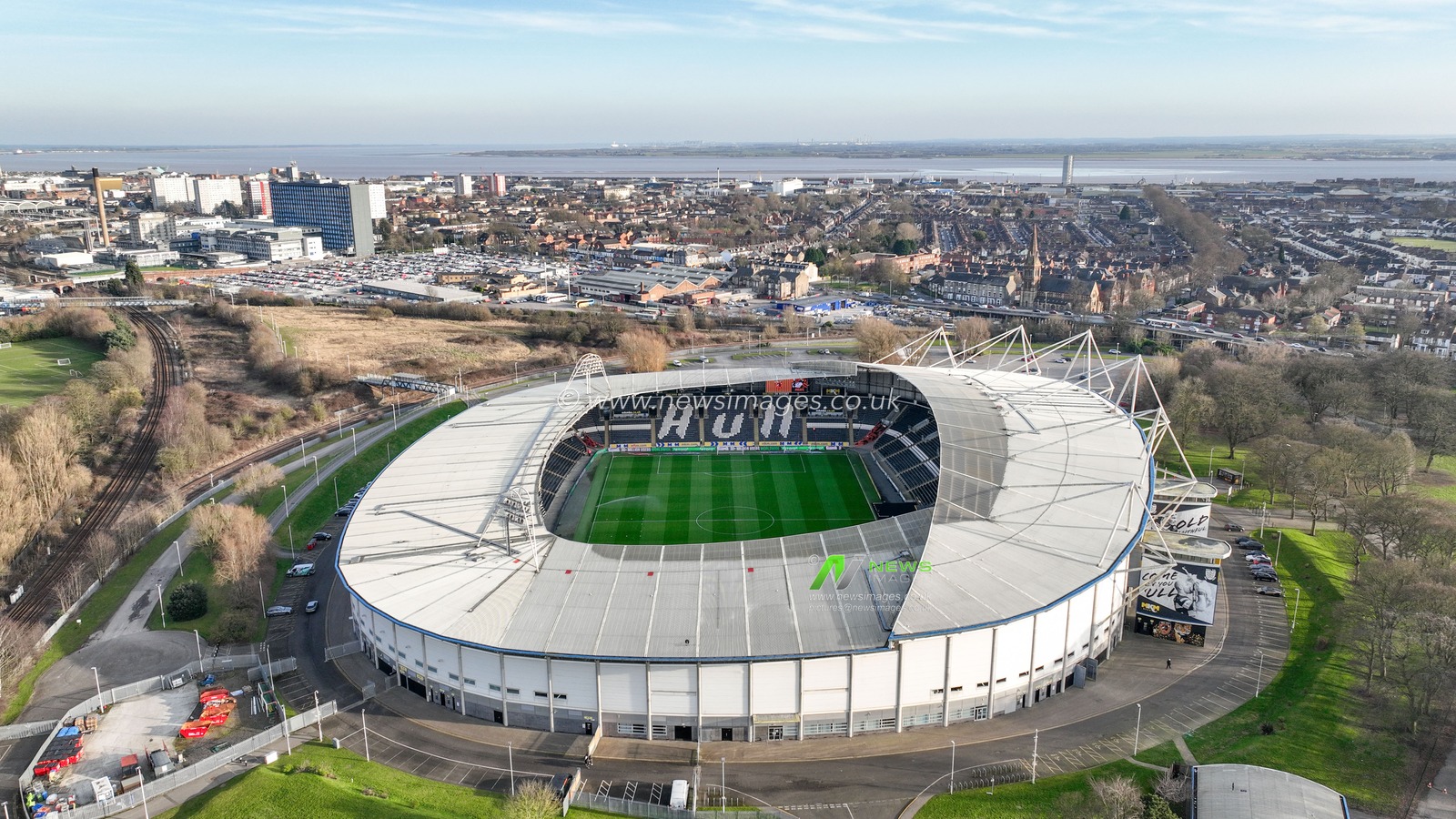 An aerial view of the MKM Stadium during the Sky Bet Championship match Hull City vs Plymouth Argyle at MKM Stadium, Hull, United Kingdom, 4th March 2025

(Photo by Mark Cosgrove/News Images)