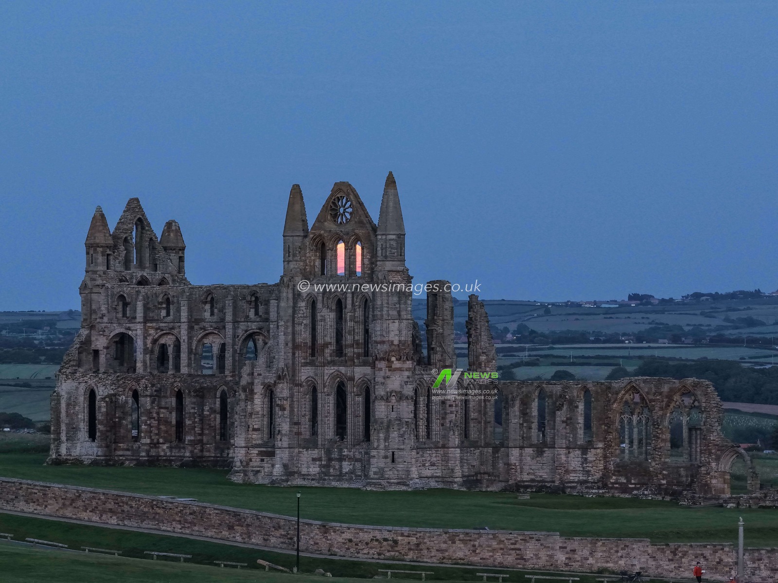 June’s rare Strawberry Moon rises over Whitby Abbey and Harbour, Whitby, North Yorkshire, United Kingdom, 10th June 2025

(Photo by Mark Cosgrove/News Images)