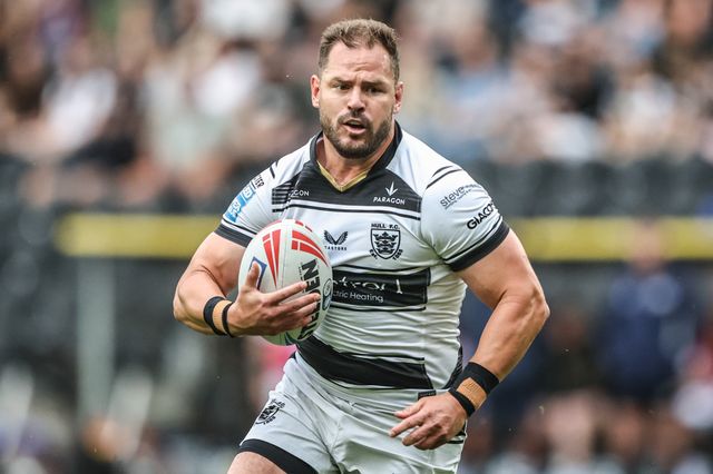 Aidan Sezer of Hull FC during the Betfred Super League round 20 match Hull FC vs Huddersfield Giants at MKM Stadium, Hull, United Kingdom, 26th July 2025

(Photo by Alfie Cosgrove/News Images)