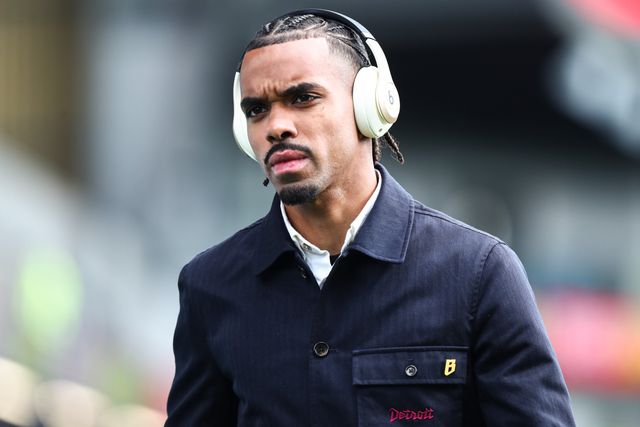 Lucas Pires of Burnley arrives at stadium ahead of the Premier League match Burnley vs Bournemouth at Turf Moor, Burnley, United Kingdom on 14 March 2026

(Photo by Jorge Horsted/News Images)