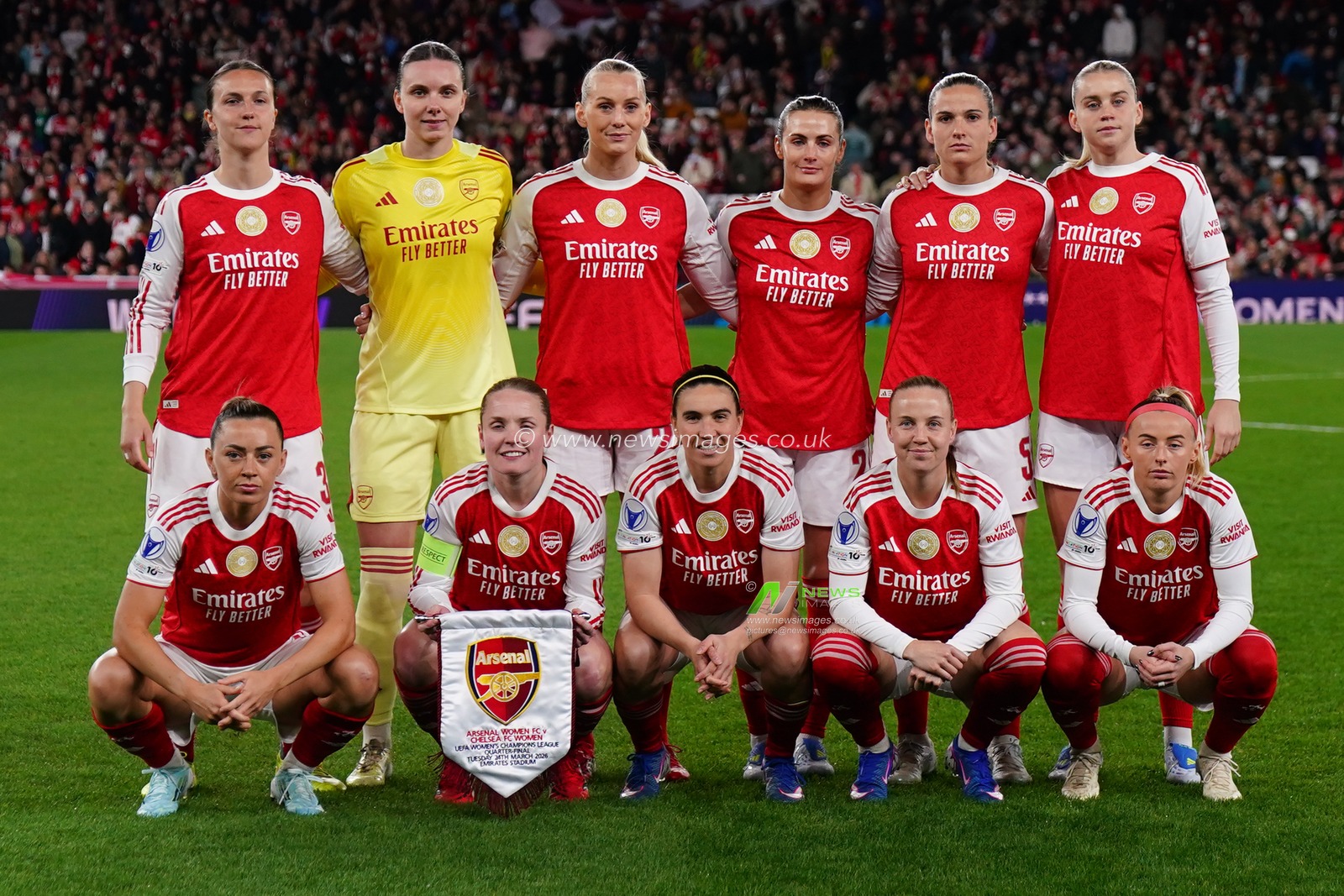 Arsenal Women’s squad during the UEFA Women's Champions League Quarter-finals match Arsenal vs Chelsea at Arsenal Stadium, London, United Kingdom on 24 March 2026

(Photo by Harvey Murphy/News Images)