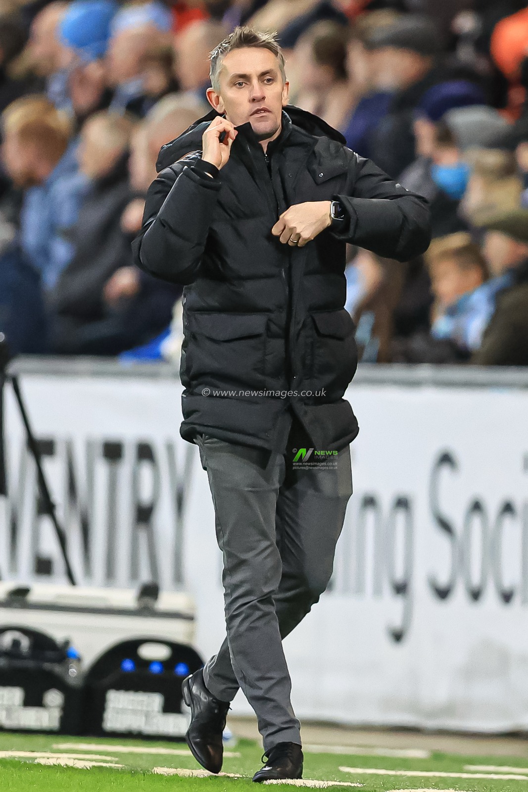 Kieran McKenna manager of Ipswich Town during the Sky Bet Championship match Coventry City vs Ipswich Town at Coventry Building Society Arena, Coventry, United Kingdom, 29th December 2025

(Photo by Euan Manning/News Images)

*** GER AUT SUI OUT ***