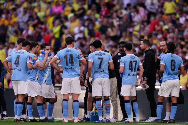 Manchester City players have water break during the Emirates FA Cup Semi-Final match Manchester City vs Southampton at Wembley Stadium, London, United Kingdom on 25 April 2026

(Photo by Harvey Murphy/News Images)