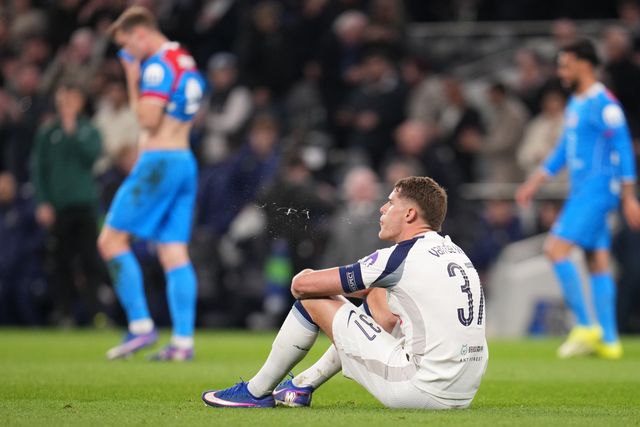 Micky van de Ven of Tottenham Hotspur at full time during the UEFA Champions League match Tottenham Hotspur vs Atletico Madrid at Tottenham Hotspur Stadium, London, United Kingdom on 18 March 2026

(Photo by Harvey Murphy/News Images)