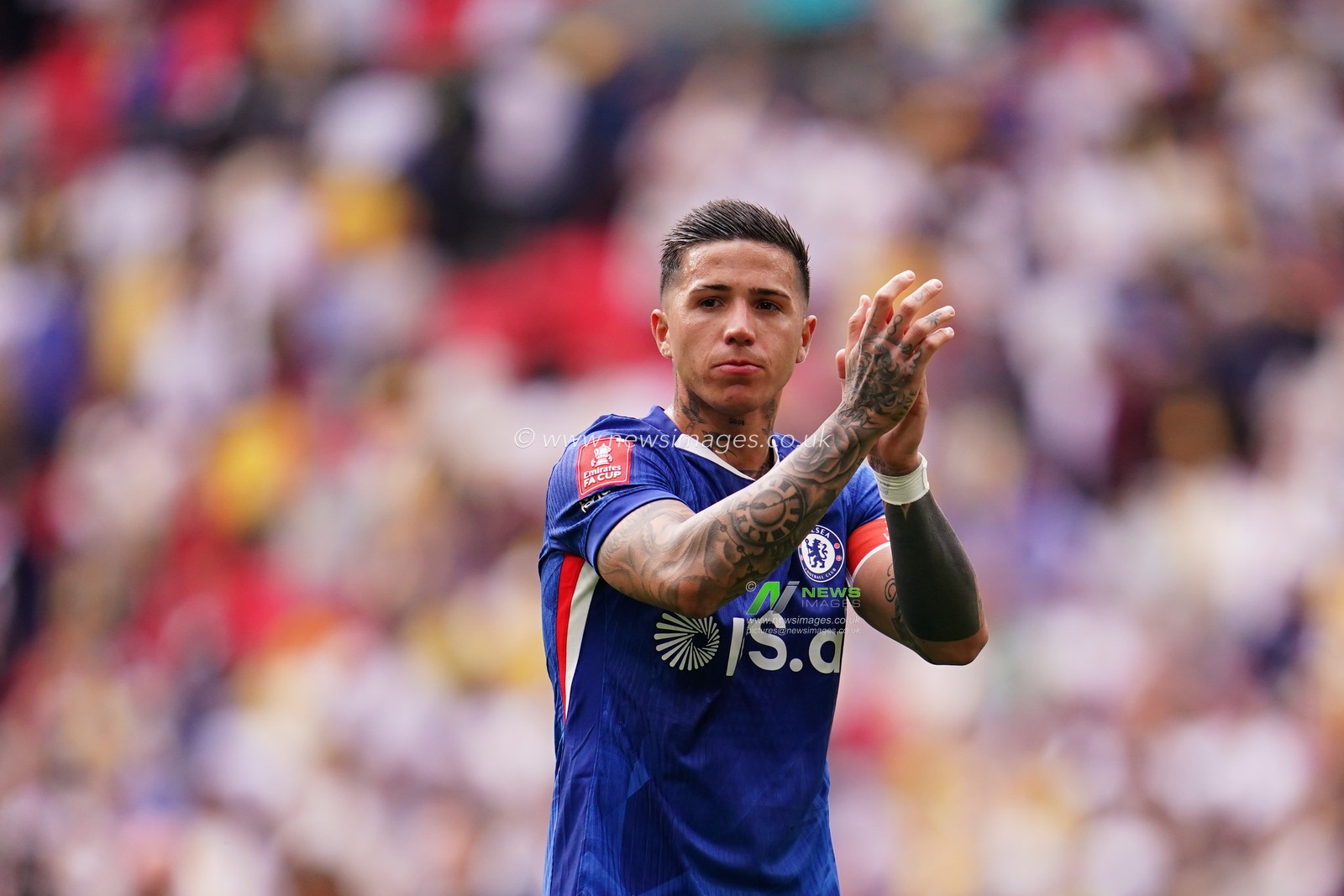Enzo Fernandez of Chelsea applauds his support at full time during the Emirates FA Cup Semi-Final match Chelsea vs Leeds United at Wembley Stadium, London, United Kingdom on 26 April 2026

(Photo by Harvey Murphy/News Images)