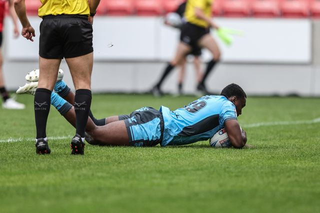 Sam Eseh of Hull FC goes over for a try during the Betfred Super League round 15 match Salford Red Devils vs Hull FC at Salford Community Stadium, Eccles, United Kingdom, 22nd June 2025

(Photo by Alfie Cosgrove/News Images)