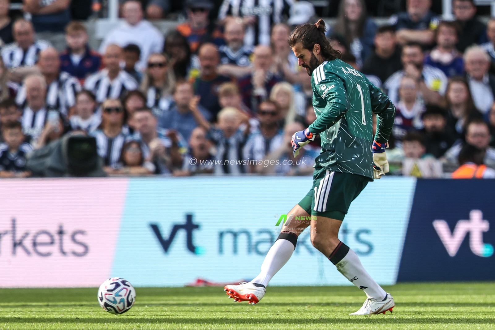 Premier League: Newcastle Untied v Liverpool