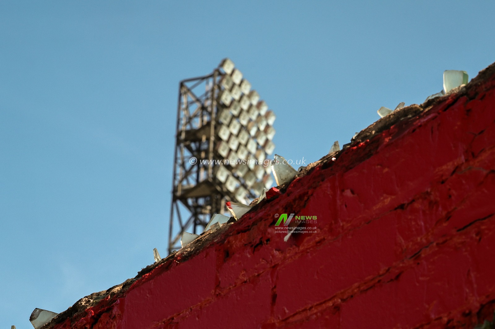 Remnant\s of a bygone ear as glass shards line to red bricked wall of the old West Stand at Oakwell during the Sky Bet League 1 match Barnsley vs Blackpool at Oakwell, Barnsley, United Kingdom, 8th March 2025

(Photo by Mark Cosgrove/News Images)