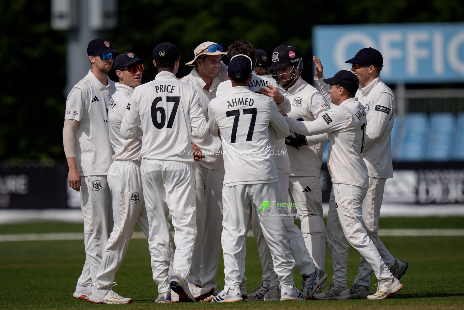 Ed Middleton celebrates taking the wicket of Wayne Madsen off the bowling of Will Williams with his teammates during the County Championship Division Two Derbyshire v Gloucestershire at The Central Co-Op County Ground, Derby, United Kingdom on 26 April 2026

(Photo by Maynard Manyowa/News Images)