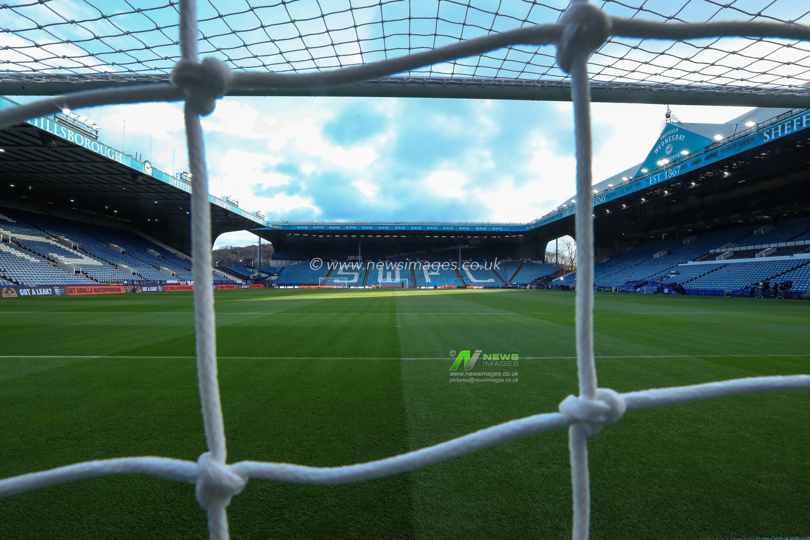 General view of Hillsborough stadium ahead of the Sky Bet Championship match Sheffield Wednesday vs Sheffield United at Hillsborough, Sheffield, United Kingdom, 23rd November 2025

(Photo by Jorge Horsted/News Images)

*** GER AUT SUI OUT ***