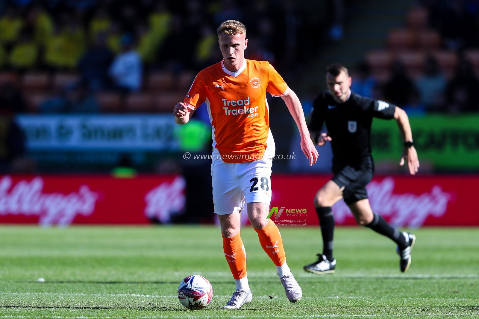 Ryan Finnigan of Blackpool in action during the Sky Bet League 1 match Blackpool vs Bristol Rovers at Bloomfield Road, Blackpool, United Kingdom, 3rd May 2025

(Photo by Gareth Evans/News Images)