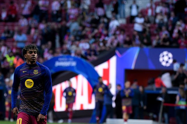 Lamine Yamal of FC Barcelona during the warm up of the UEFA Champions League Quarter Finals match Atletico Madrid vs Barcelona at Riyadh Air Metropolitano, Madrid, Spain on 14 April 2026

(Photo by Samuel Carreno/News Images)
