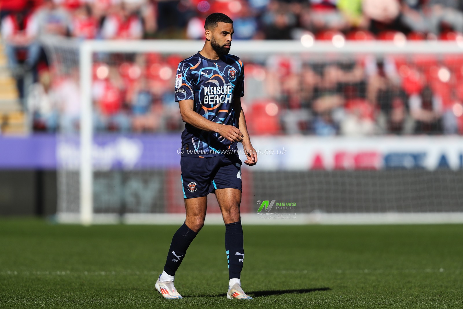 CJ Hamilton of Blackpool during the Sky Bet League 1 match Rotherham United vs Blackpool at New York Stadium, Rotherham, United Kingdom, 5th April 2025

(Photo by Gareth Evans/News Images)