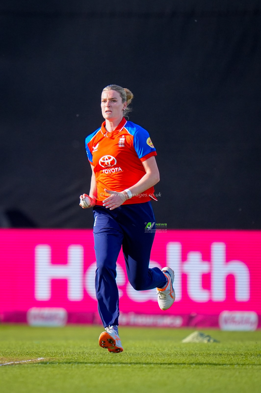 Lauren Bell of England delivers the ball during the England Women v New Zealand 1st Vitality IT20 match at The Central Co-Op County Ground, Derby, United Kingdom on 20 May 2026

(Photo by Maynard Manyowa/News Images)