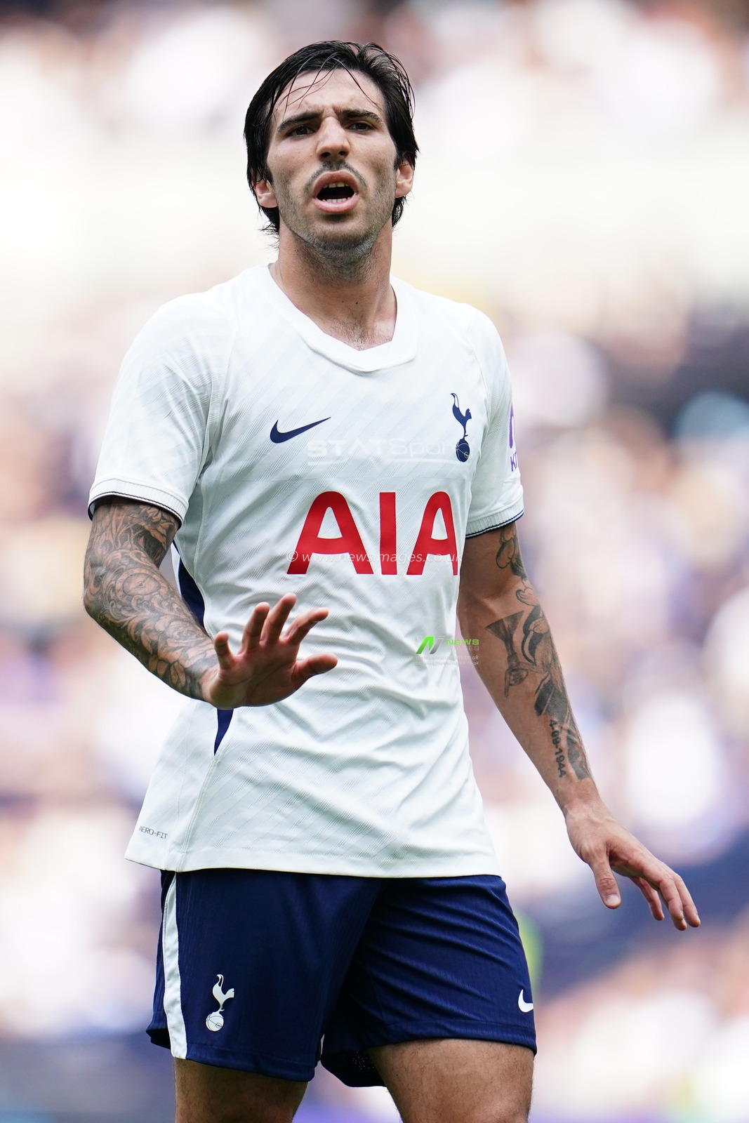 Sandro Tonali of Tottenham Hotspur during the pre-season friendly match Tottenham Hotspur vs Hoffenheim at Tottenham Hotspur Stadium, London, United Kingdom on 15 August 2026

(Photo by Harvey Murphy/News Images)
