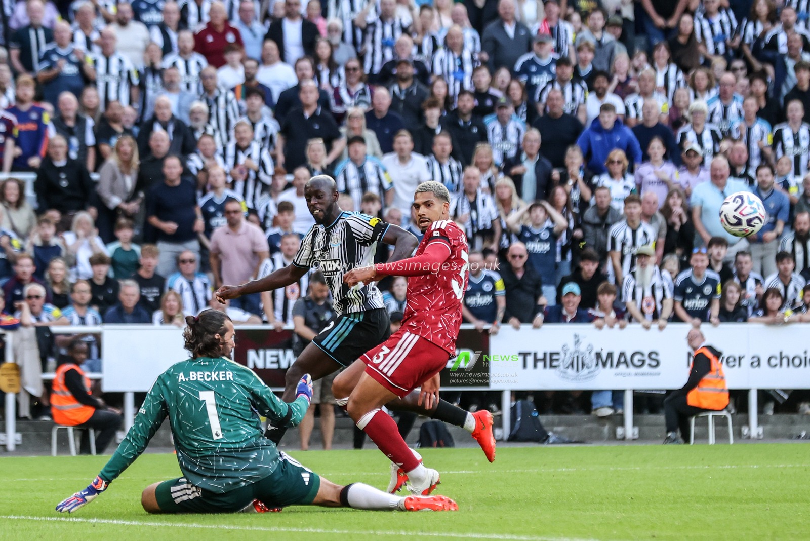 Premier League: Newcastle Untied v Liverpool