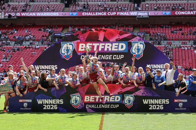 Wigan Warriors lift the Betfred Women's Challenge Cup during the Betfred Women's Challenge Cup Final Wigan Warriors vs St Helens at Wembley Stadium, London, United Kingdom on 30 May 2026

(Photo by Mark Cosgrove/News Images)