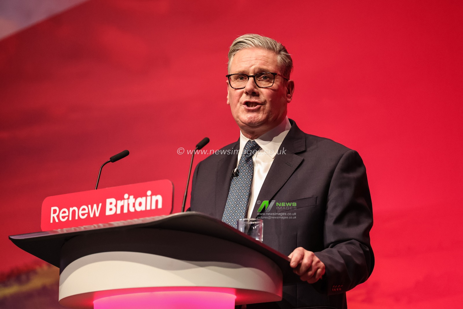 Sir Keir Starmer, Prime Minister of the United Kingdom of Great Britain and Northern Ireland addresses the conference during the Labour Party Annual Conference 2025 Day 3 at The ACC, Liverpool, United Kingdom, 30th September 2025

(Photo by Mark Cosgrove/News Images)