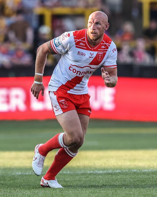 Dean Hadley of Hull KR during the Betfred Super League round 15 match Castleford Tigers vs Hull KR at The Mend-A-Hose Jungle, Castleford, United Kingdom, 19th June 2025

(Photo by Alfie Cosgrove/News Images)