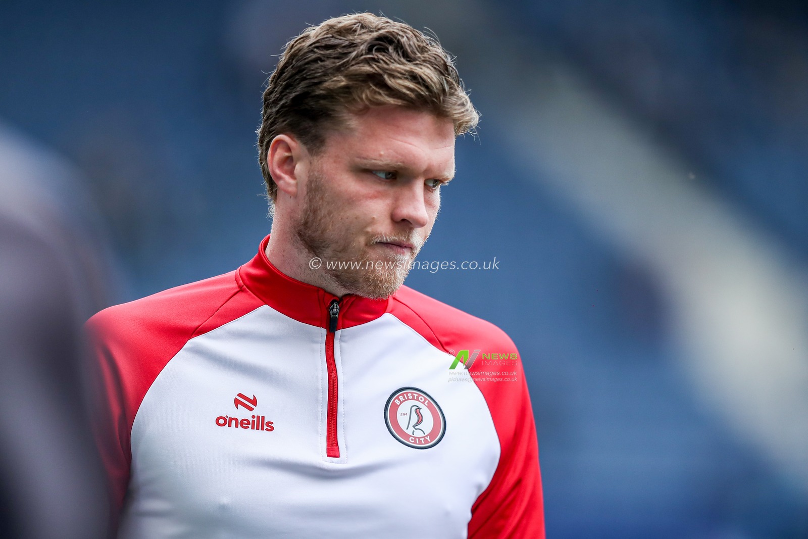 Rob Dickie of Bristol City warms up ahead of the Sky Bet Championship match Preston North End vs Bristol City at Deepdale, Preston, United Kingdom, 27th September 2025

(Photo by Jorge Horsted/News Images)