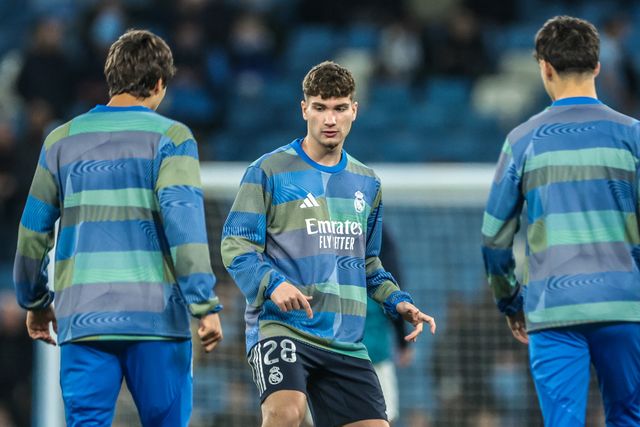 Jorge Cestero of Real Madrid in the pregame warmup session during the UEFA Champions League last 16 second leg match Manchester City vs Real Madrid at The City of Manchester Stadium, Manchester, United Kingdom on 17 March 2026

(Photo by Mark Cosgrove/News Images)