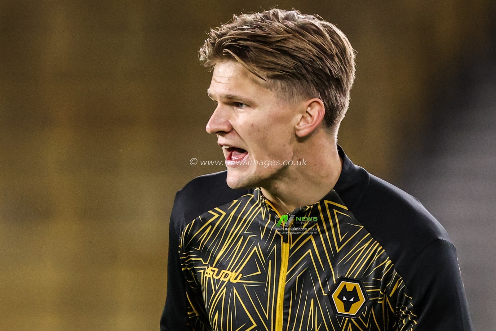 David Møller Wolfe of Wolverhampton Wanderers in the pregame warmup session during the Carabao Cup round 3 match Wolverhampton Wanderers vs Everton at Molineux, Wolverhampton, United Kingdom, 23rd September 2025

(Photo by Alfie Cosgrove/News Images)