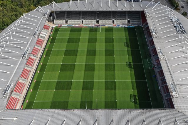 A general view of The Totally Wicked Stadium from the air during the Betfred Super League Round 25 match St Helens vs Wigan Warriors at Totally Wicked Stadium, St Helens, United Kingdom, 5th September 2025

(Photo by Mark Cosgrove/News Images)
