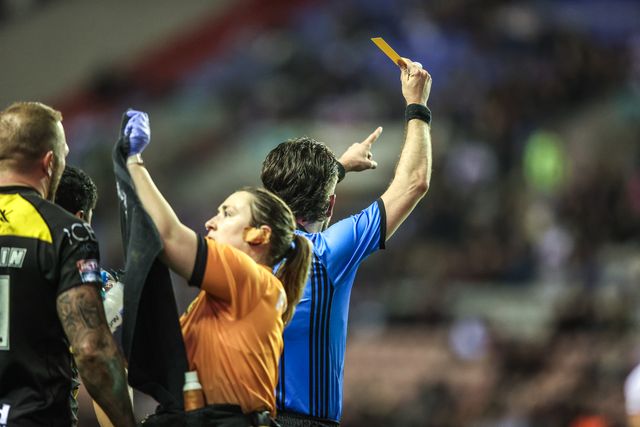 Referee Marcus Griffiths sends off Ata Hingano of York Knights during the Betfred Super League round 5 match Wigan Warriors vs York Knights at The Brick Community Stadium, Wigan, United Kingdom on 19 March 2026

(Photo by Alfie Cosgrove/News Images)