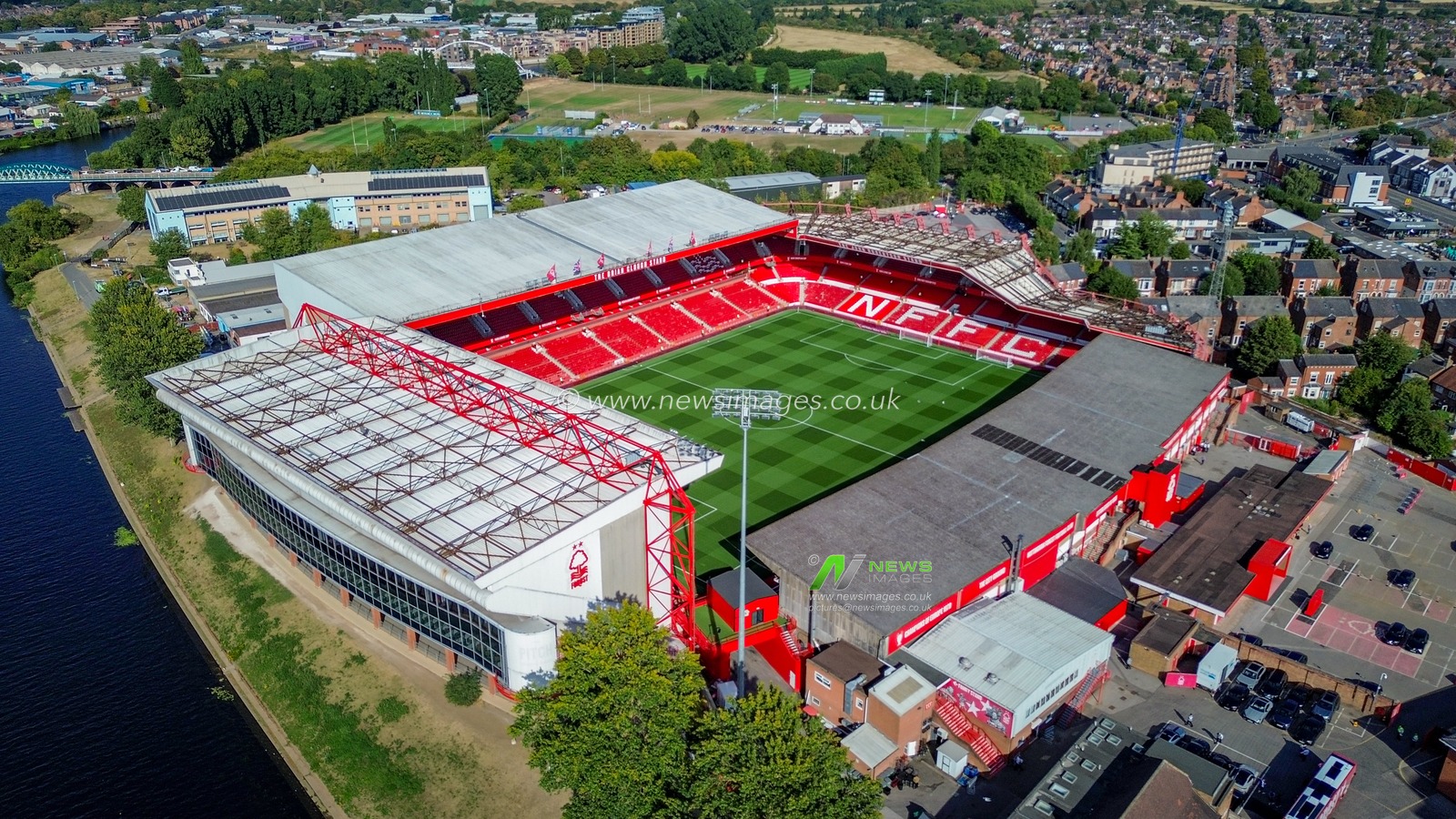 Carabao Cup round 2 Nottingham Forest v Leeds Rhinos