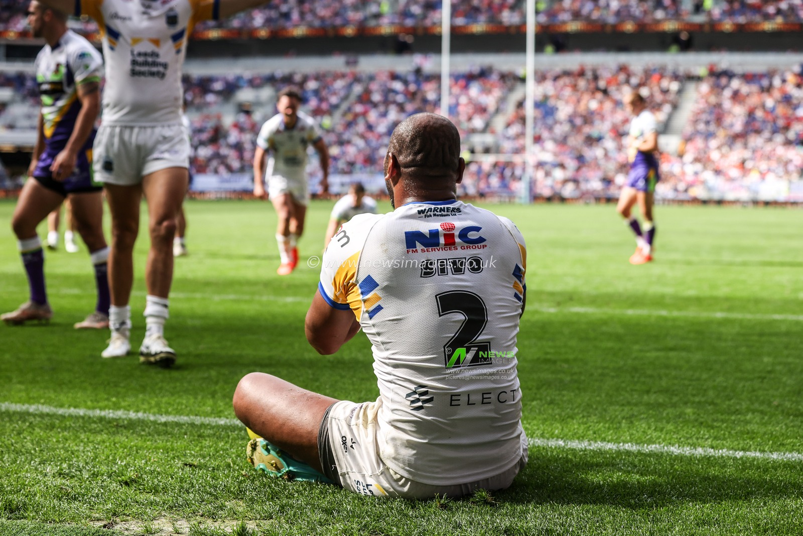 Maika Sivo of Leeds Rhinos celebrates his try during the Betfred Super League Magic Weekend match Leeds Rhinos vs Bradford Bulls at Hill Dickinson Stadium, Liverpool, United Kingdom on 05 July 2026

(Photo by Alfie Cosgrove/News Images)