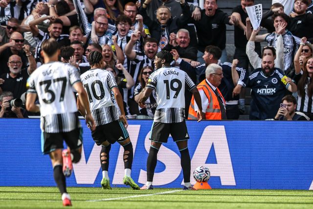 Anthony Elanga of Newcastle United celebrates his goal to make it 1-0 during the Premier League match Newcastle Untied vs Liverpool at St. James's Park, Newcastle, United Kingdom on 23 August 2026

(Photo by Alfie Cosgrove/News Images)