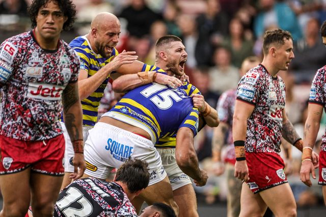 Toafofoa Sipley of Warrington Wolves celebrates his try during the Betfred Super League round 20 match Leigh Leopards vs Warrington Wolves at Leigh Sports Village, Leigh, United Kingdom on 25 July 2026

(Photo by Alfie Cosgrove/News Images)