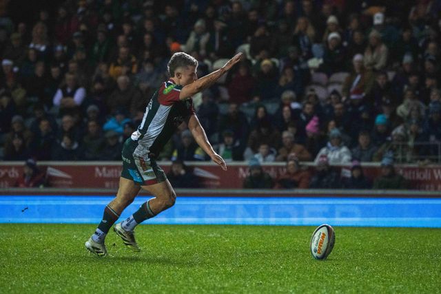 Billy Searle of Leicester Tigers during the Gallagher Premiership match Leicester Tigers vs Gloucester Rugby at Mattioli Woods Welford Road Stadium, Leicester, United Kingdom, 19th December 2025

(Photo by Craig Evans/News Images)

*** GER AUT SUI OUT ***