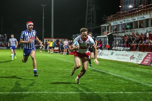 Joe Burgess of Hull KR goes over for a try during the Betfred Super League round 6 match Hull KR vs St Helens at Sewell Group Craven Park, Hull, United Kingdom on 27 March 2026

(Photo by Alfie Cosgrove/News Images)