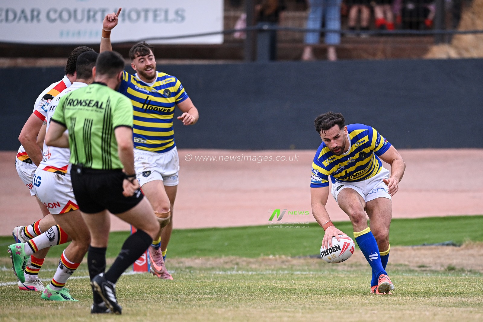 Betfred Super League round 22 Bradford Bulls v Warrington Wolves